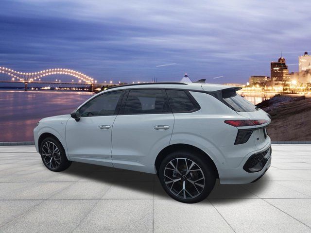 2026 Audi Q3 S line