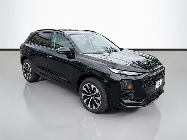 2026 Audi Q3 S line