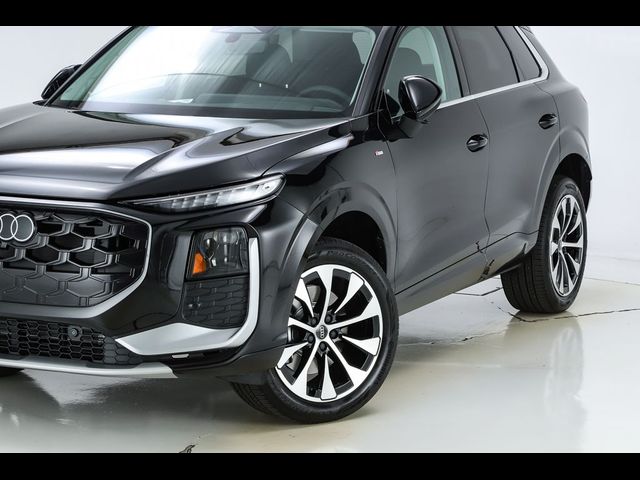 2026 Audi Q3 S line