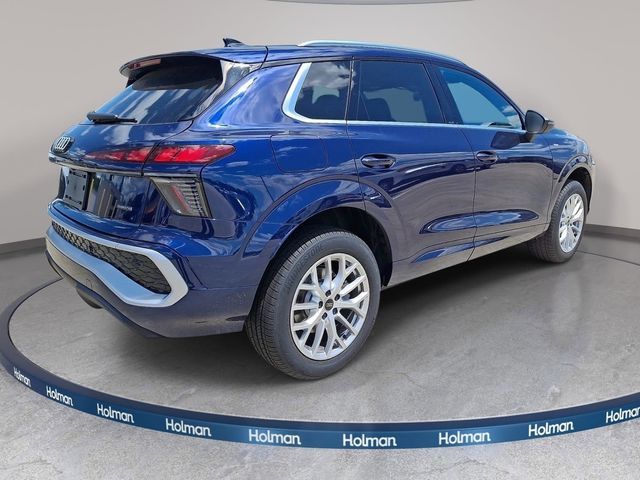 2026 Audi Q3 S line