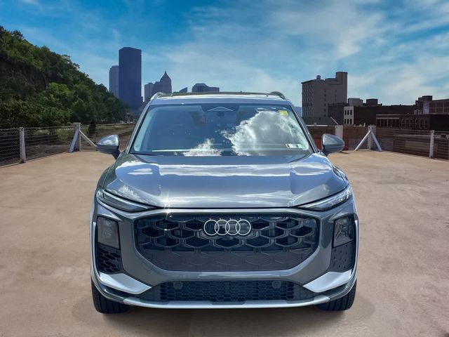 2026 Audi Q3 S line