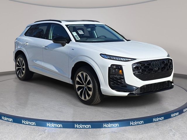 2026 Audi Q3 S line