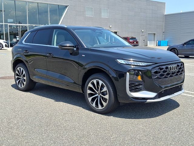 2026 Audi Q3 S line
