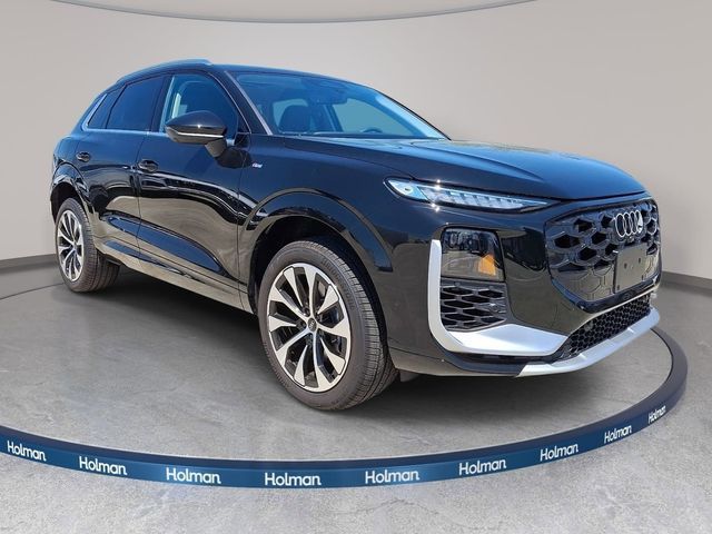 2026 Audi Q3 S line