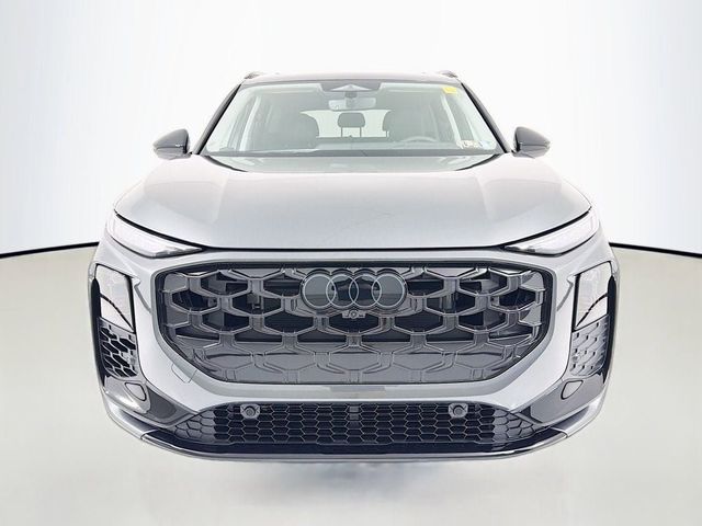 2026 Audi Q3 S line