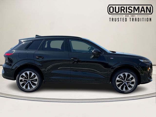 2026 Audi Q3 S line