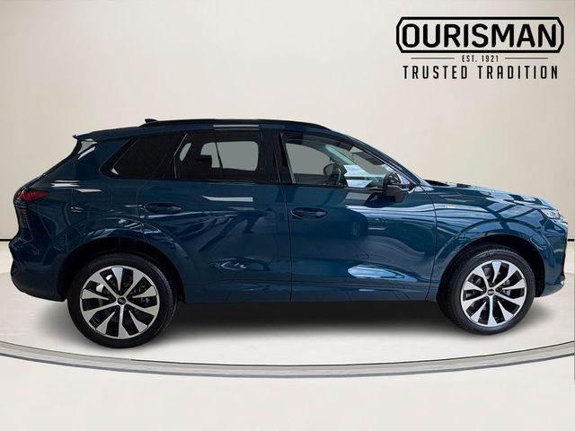 2026 Audi Q3 S line