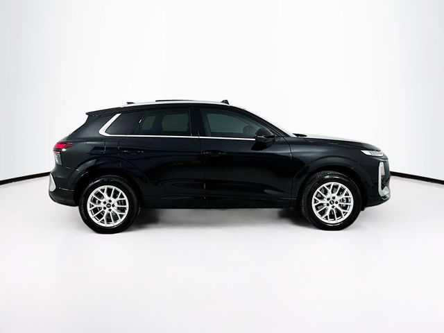 2026 Audi Q3 S line