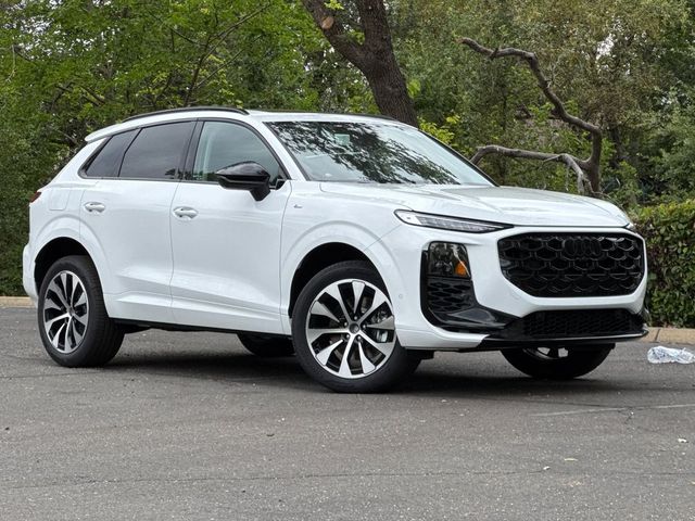 2026 Audi Q3 S line