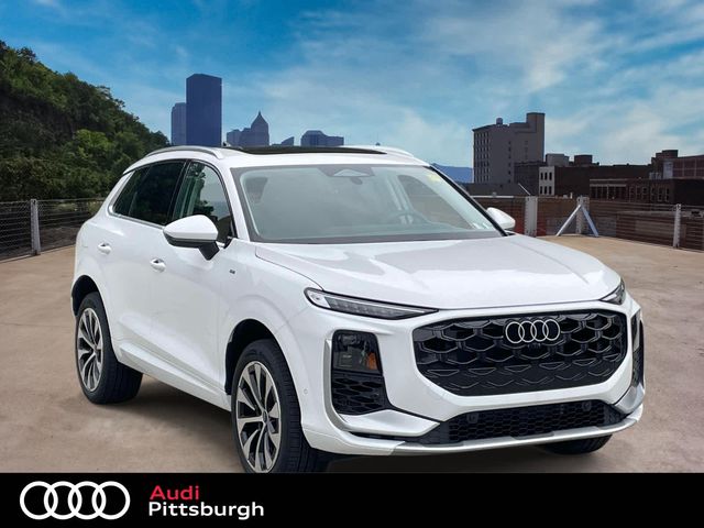 2026 Audi Q3 S line