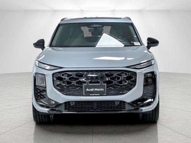 2026 Audi Q3 S line