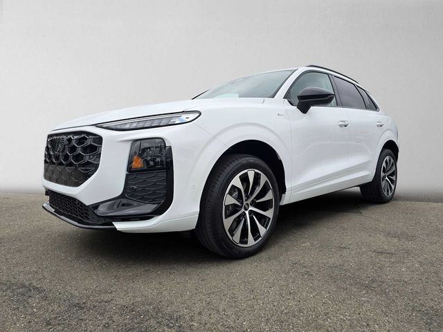 2026 Audi Q3 S line