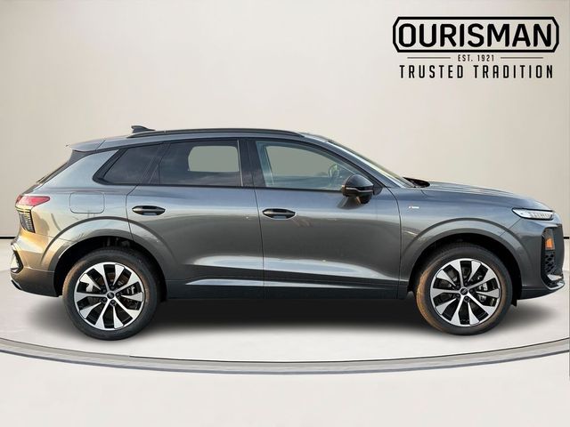 2026 Audi Q3 S line