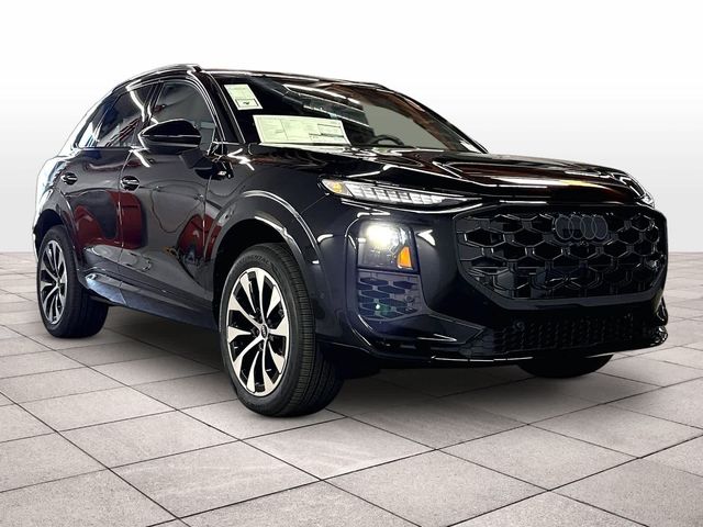 2026 Audi Q3 S line