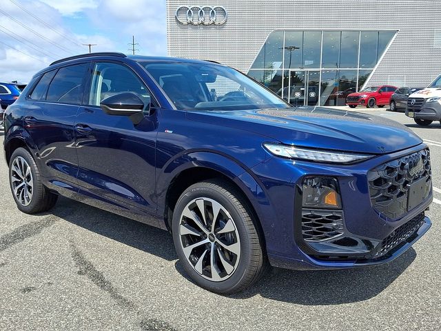 2026 Audi Q3 S line