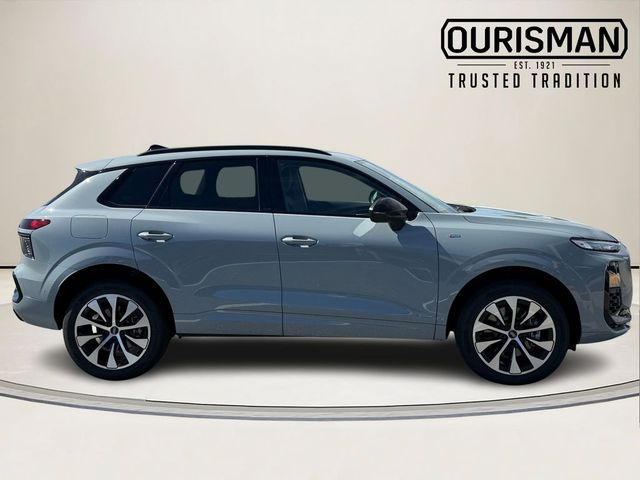 2026 Audi Q3 S line