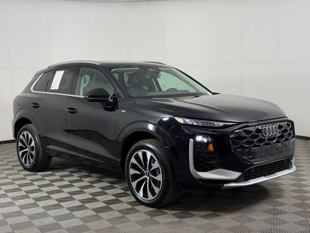2026 Audi Q3 S line
