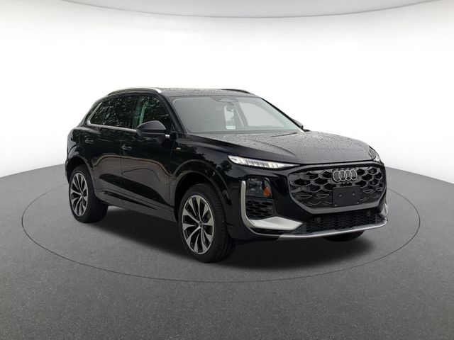 2026 Audi Q3 S line