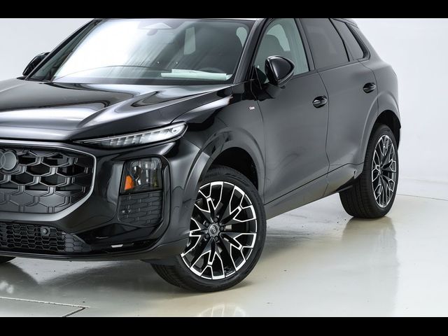 2026 Audi Q3 S line