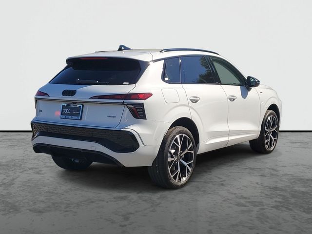 2026 Audi Q3 S line