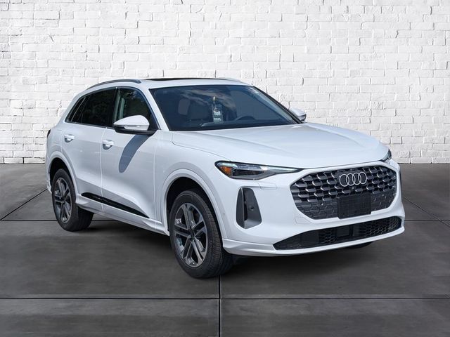 2026 Audi Q5 Premium Plus