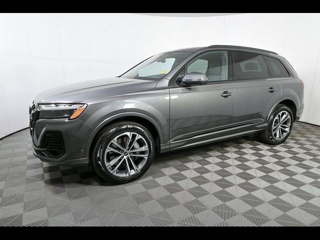 2026 Audi Q7 Premium