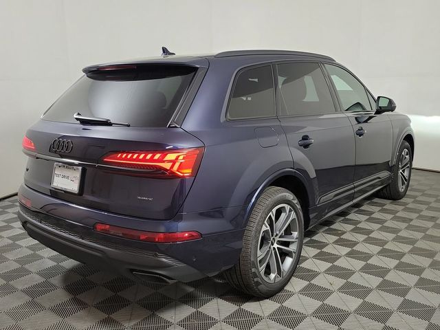 2026 Audi Q7 Premium