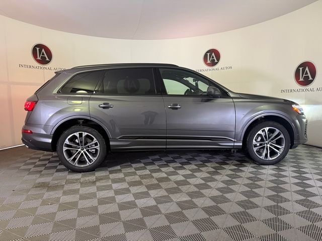 2026 Audi Q7 Premium