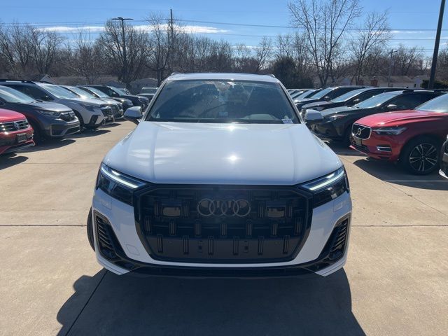 2026 Audi Q7 Premium