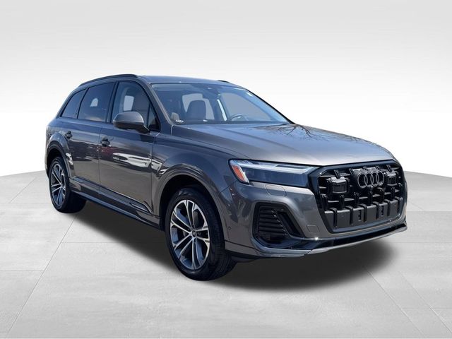 2026 Audi Q7 Premium
