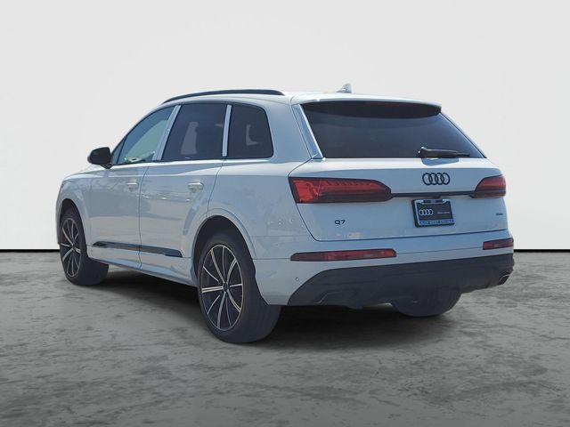 2026 Audi Q7 Premium Plus