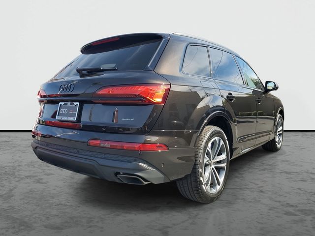 2026 Audi Q7 Premium Plus
