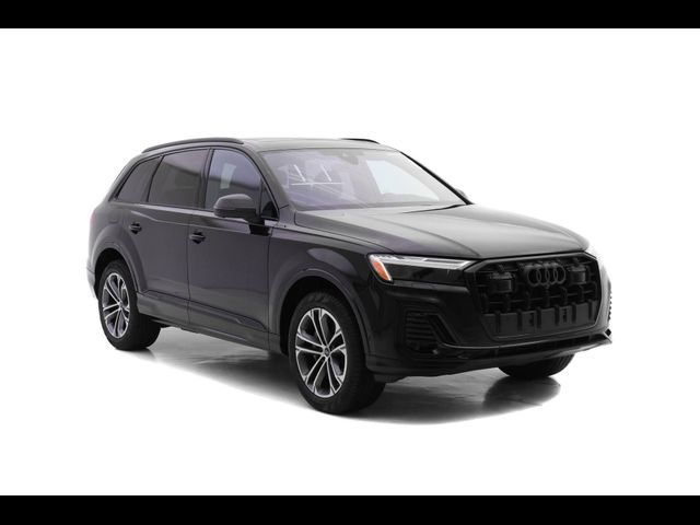 2026 Audi Q7 Premium Plus