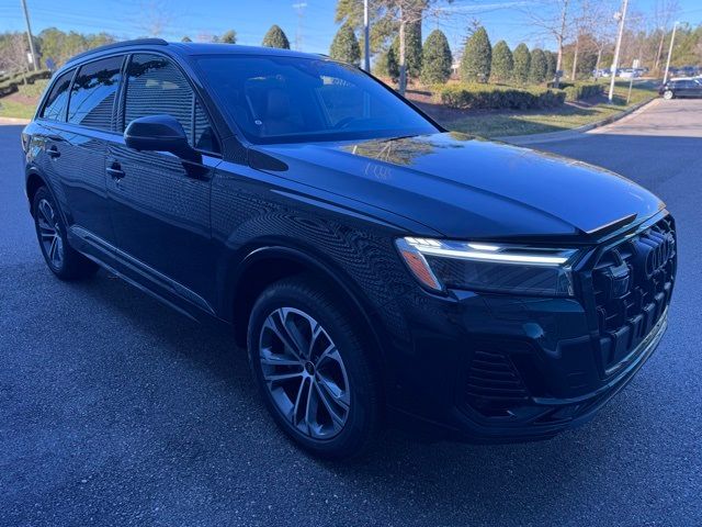 2026 Audi Q7 Premium