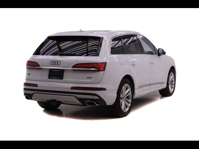 2026 Audi Q7 Premium Plus