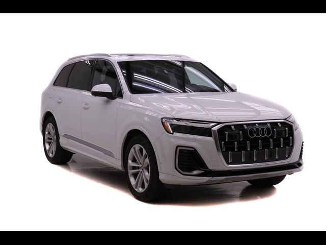2026 Audi Q7 Premium Plus