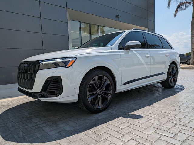 2026 Audi Q7 Premium Plus