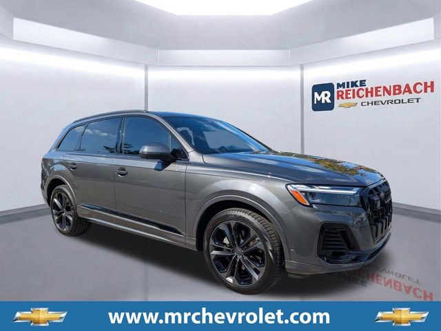 2026 Audi Q7 Premium Plus