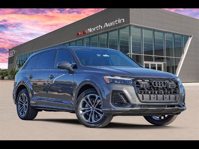 2026 Audi Q7 Premium