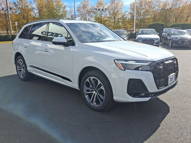 2026 Audi Q7 Premium