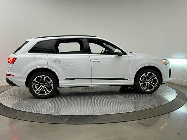 2026 Audi Q7 Premium