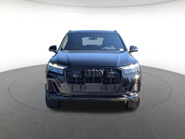 2026 Audi Q7 Premium