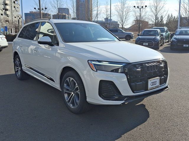2026 Audi Q7 Premium