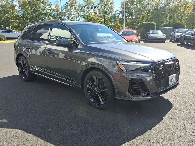 2026 Audi Q7 Premium Plus