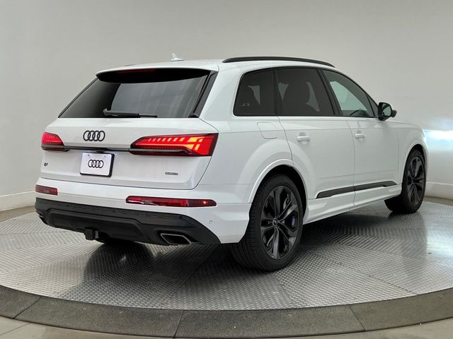 2026 Audi Q7 Premium Plus