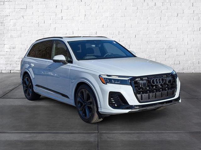 2026 Audi Q7 Premium Plus
