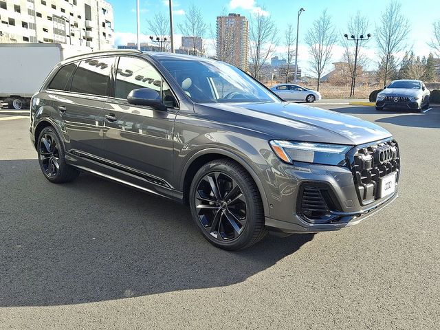 2026 Audi Q7 Premium Plus