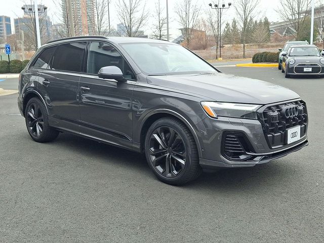 2026 Audi Q7 Premium Plus