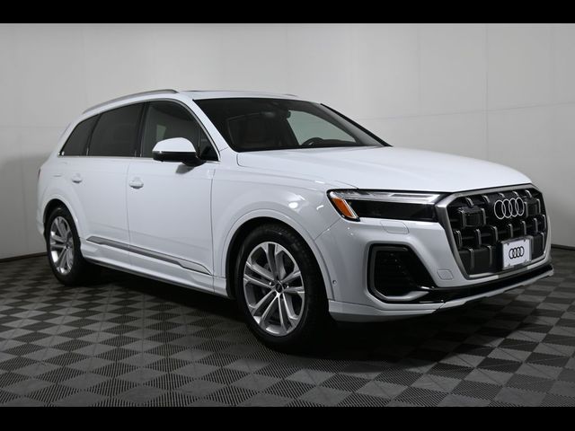 2026 Audi Q7 Premium Plus