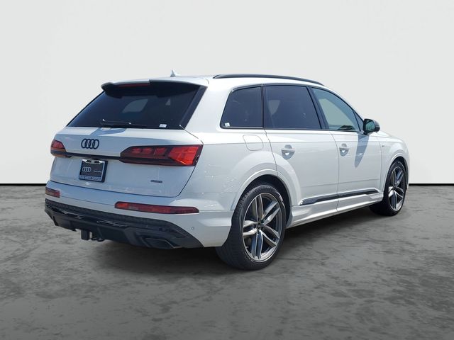 2026 Audi Q7 S line Prestige